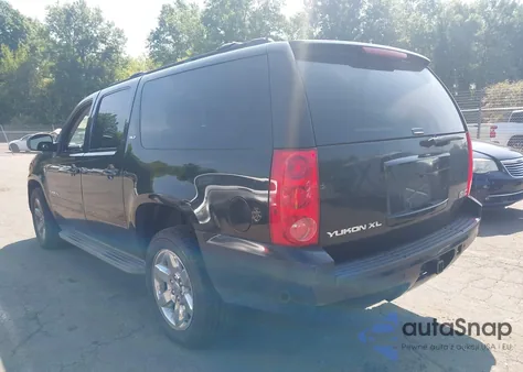 2013 GMC Yukon Xl K1500 Slt z USA, uszkodzony, nr VIN 1GKS2KE74DR330878